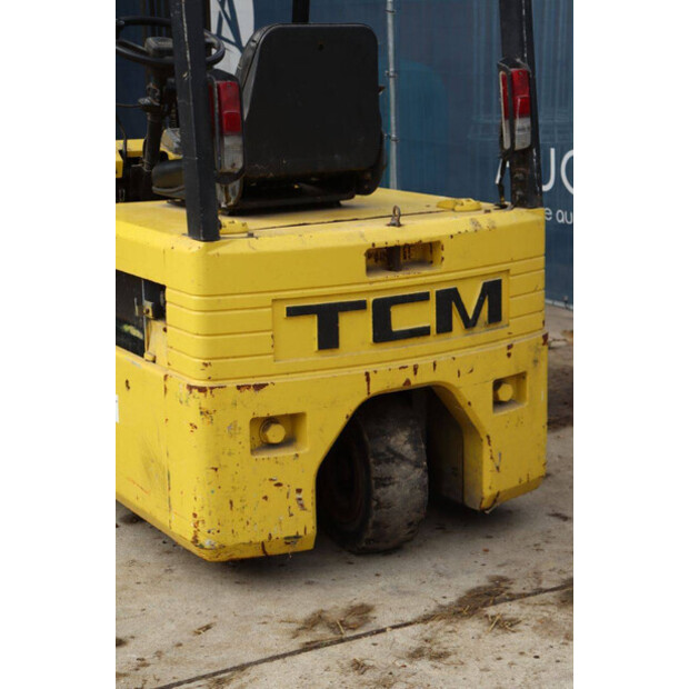 1993 TCM FTB15S2-42641204
