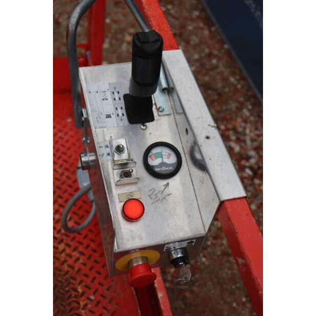 2008 SkyJack SJ3219-42641302