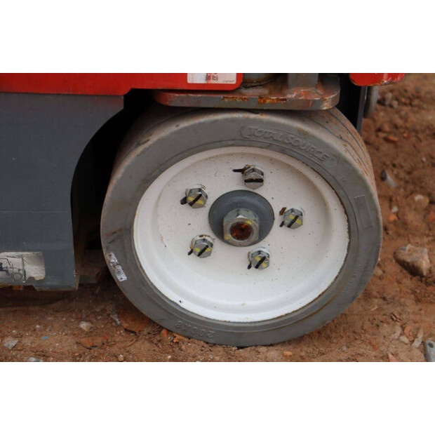2015 SkyJack SJ12-42641506