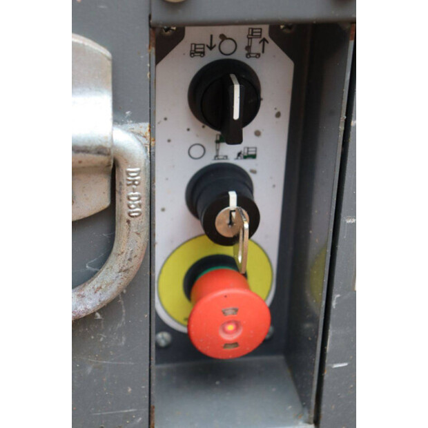 2015 SkyJack SJ12-42641552