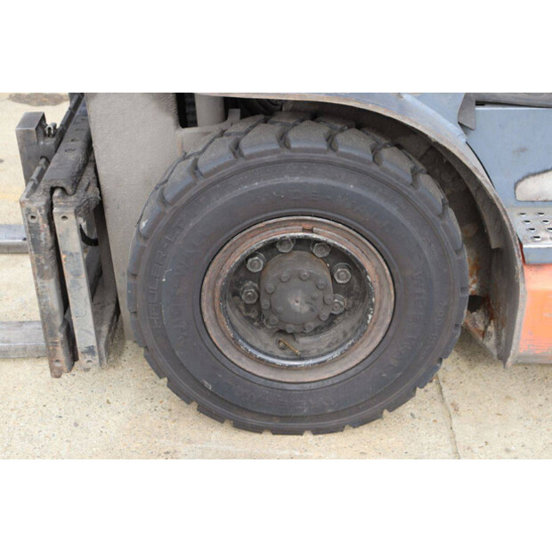 1997 Toyota 42-6FGF25-42641939