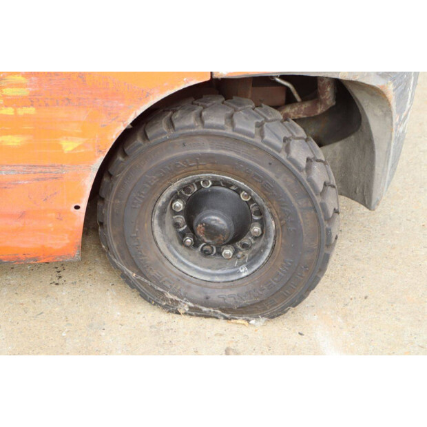 2007 تويوتا 42-7FGF25-42641973