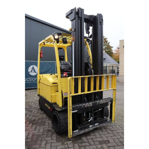 2015 Hyster E5.5XN-42642376