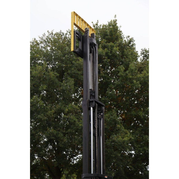 2015 Hyster E5.5XN-42642406