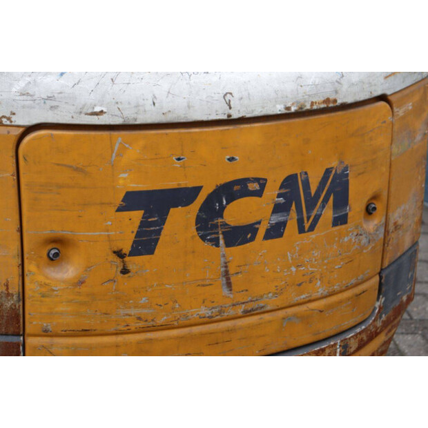 2000 TCM FB25-6-42642596