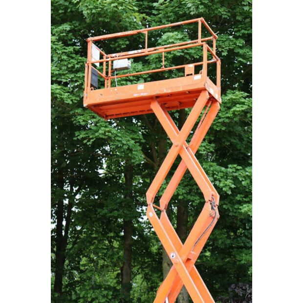 2011 SkyJack SJ III - 3220-42643009