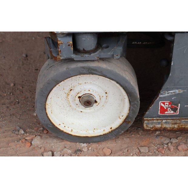 2014 SkyJack SJ3219-42643086