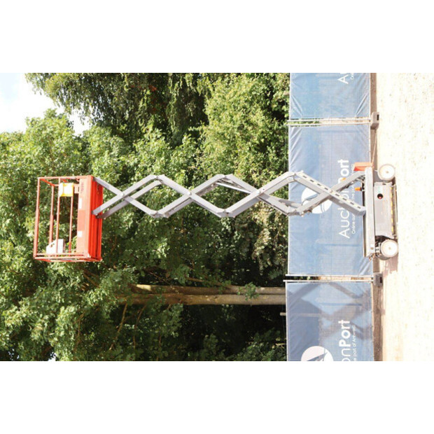2014 SkyJack SJ3219-42643101