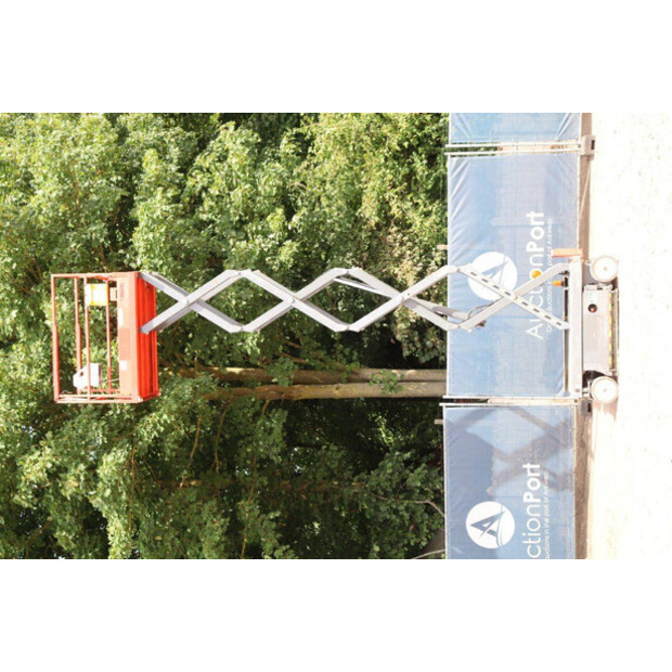 2014 SkyJack SJ3219-42643102