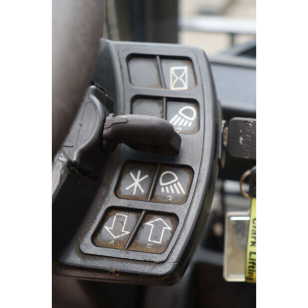 2018 Hyster H3.0FT-42643335