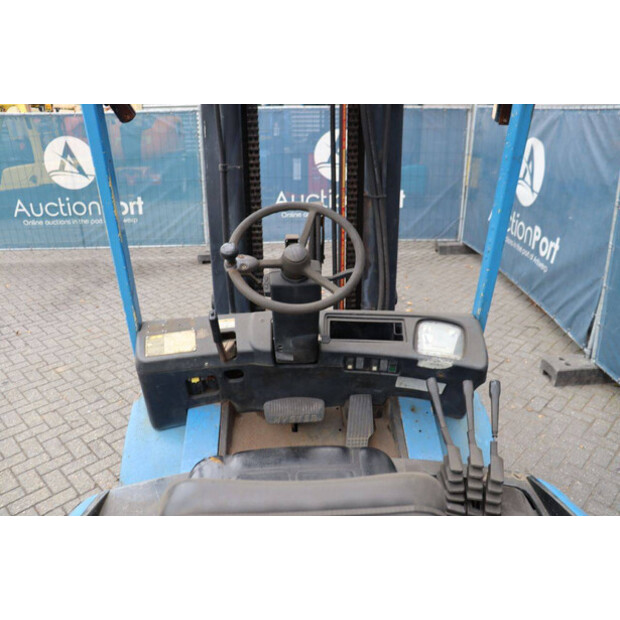 2000 Hyster H5.00XM-42643492