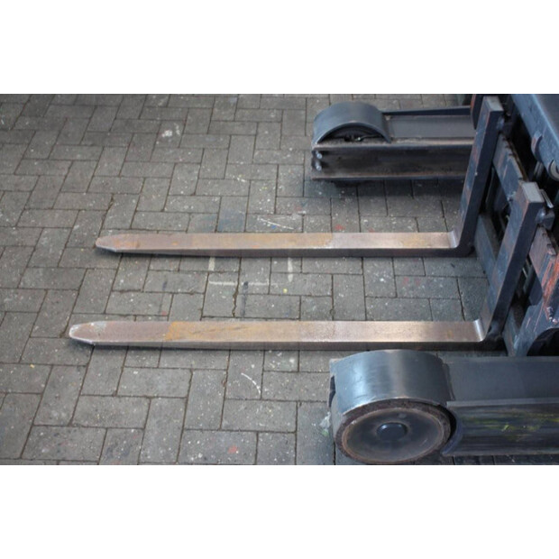 2015 Linde R14-01-42643875