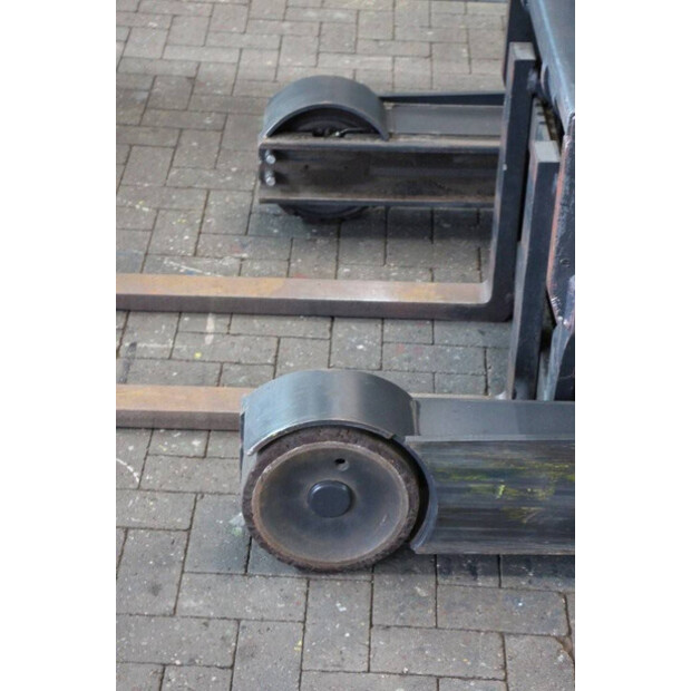 2015 Linde R14-01-42643876