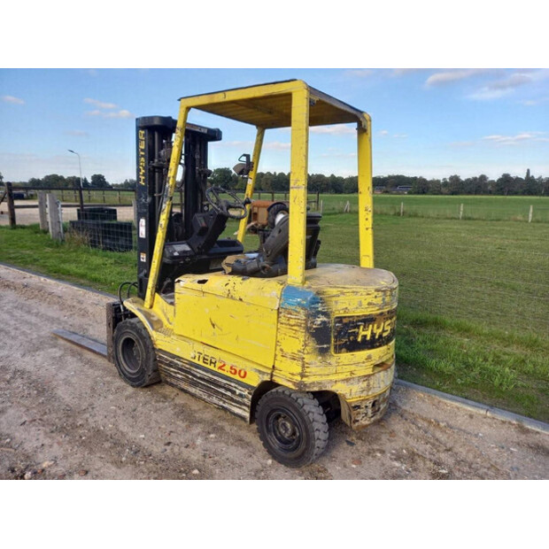 1999 Hyster J2.50XM-42644155