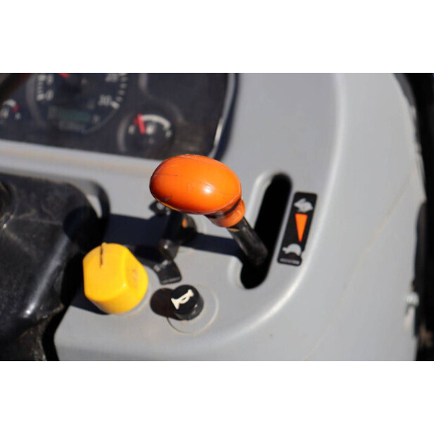 2019 New Holland Boomer 35-42644311