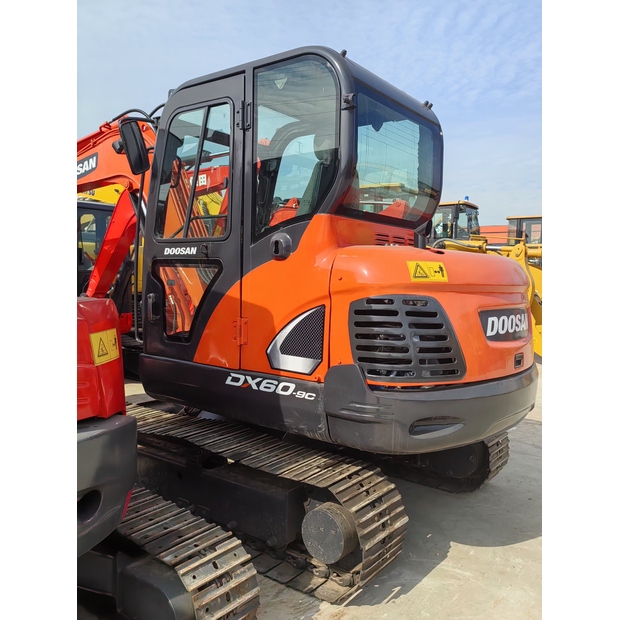 2022 Doosan DX60-42644361