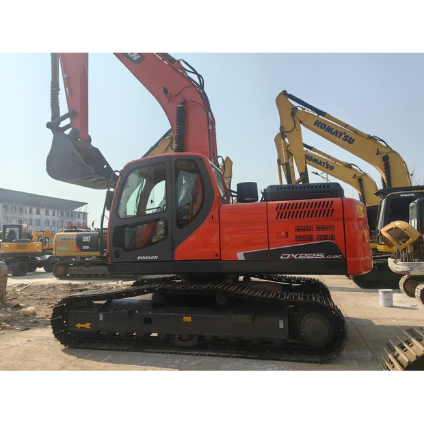 2024 Daewoo / Doosan DX225LC-42644388