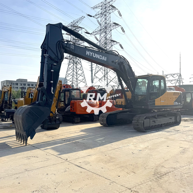 2022 هيونداي 220 LC-9-42644456