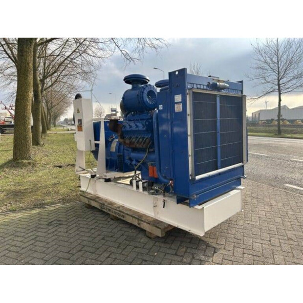 1998 FG Wilson P500-42644656