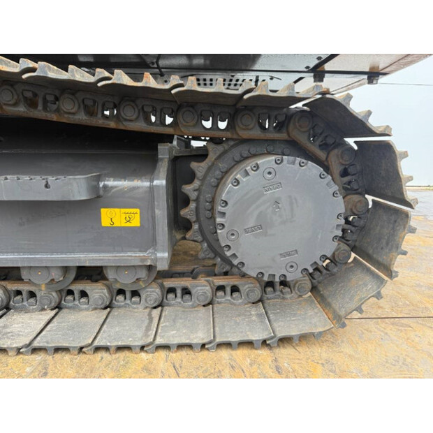 2025 اكس سي ام جي XE215I-K-42644821