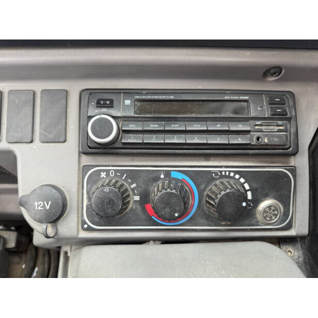 2019 جيه سي بي 86C-1-42644938