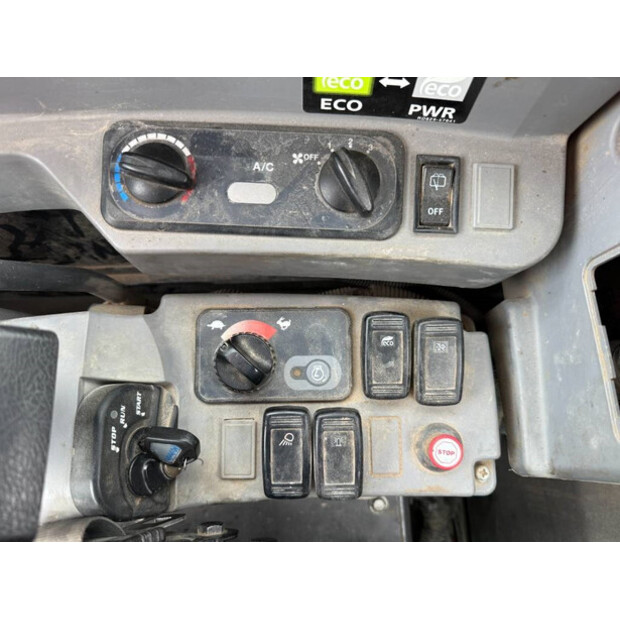 2017 KUBOTA KX080-4A-42644989