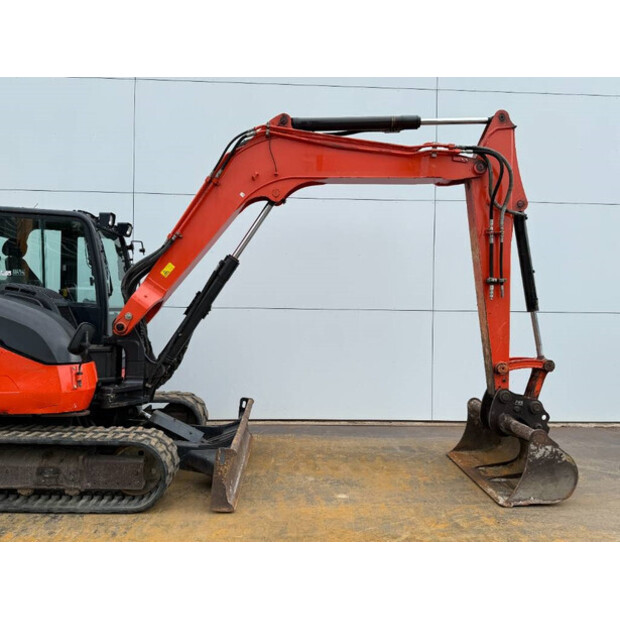 2017 KUBOTA KX080-4A-42645000