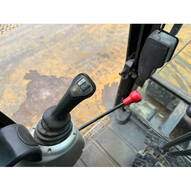 2018 جيه سي بي 48Z-1-42645064