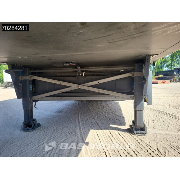 2017 Schmitz Cargobull SCB*S3B-42646307