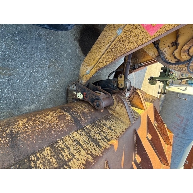 2011 Caterpillar 938H-42654013