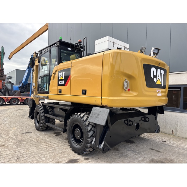 2020 كاتربيلر M322F-42654232