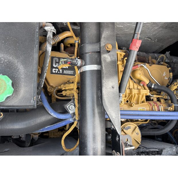 2020 كاتربيلر M322F-42654258