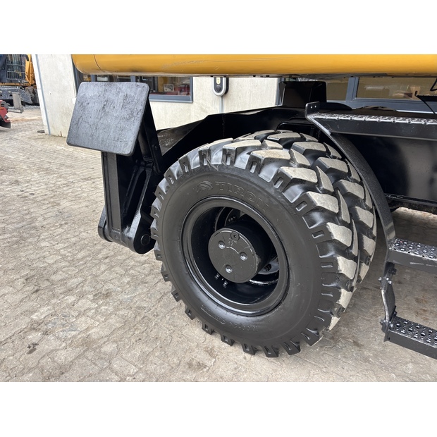 2020 كاتربيلر M322F-42654267