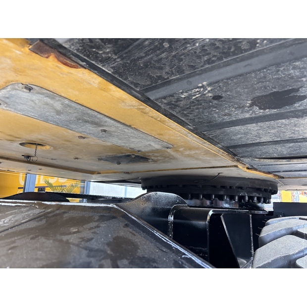 2020 كاتربيلر M322F-42654272