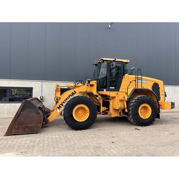 2018 هيونداي HL960-42654350