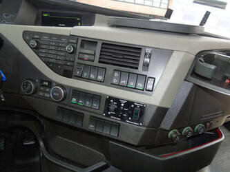 2019-volvo-fh-460-1322744-42661005