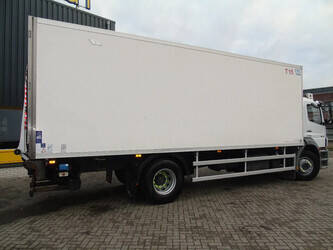 2014-mercedes-benz-axor-1829-1322745-42661064