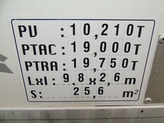 2014-mercedes-benz-axor-1829-1322745-42661096