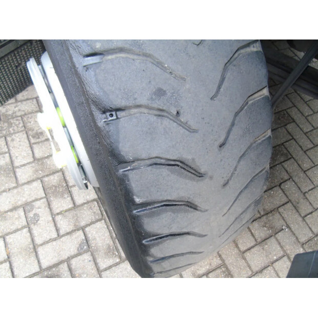 2014 Mercedes-Benz AXOR 1829-42661097