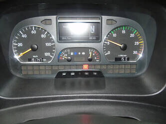 2014-mercedes-benz-axor-1829-1322745-42661101