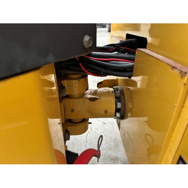 2018 Caterpillar CB14B-42662987