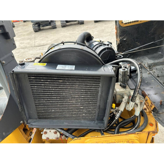 2018 Caterpillar CB14B-42662994