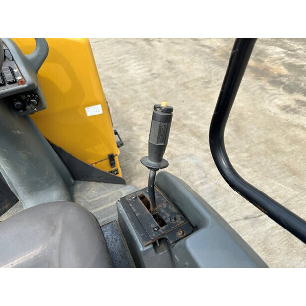 2018 Caterpillar CB14B-42662998