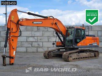 صورة ل حفارات 2019 دووسان DX255LC-5