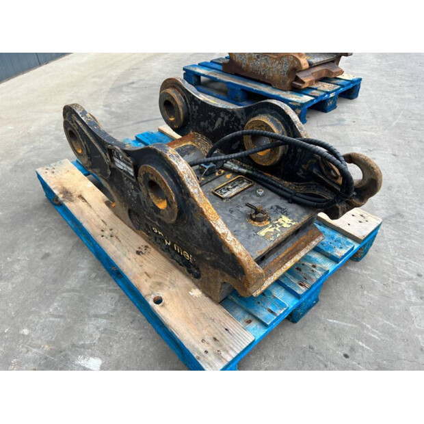 2011 كليب MEK KM70-42663719