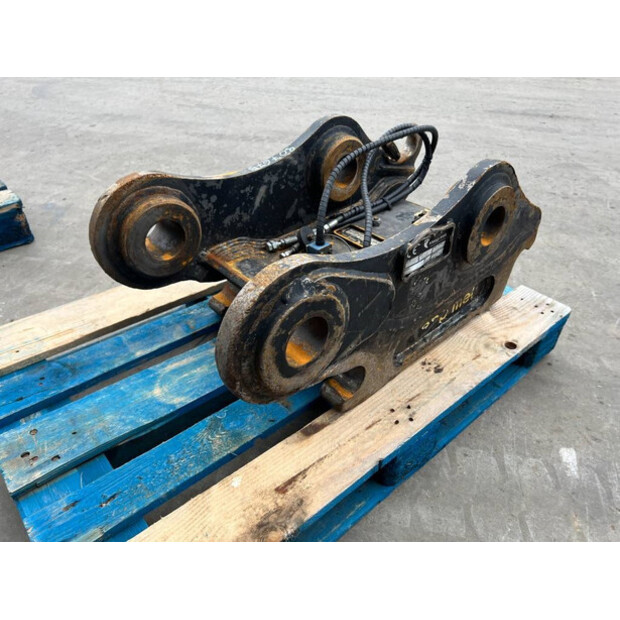 2011 كليب MEK KM70-42663721