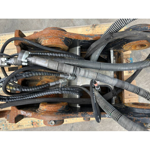 2018 OilQuick OQ70/55-42664347