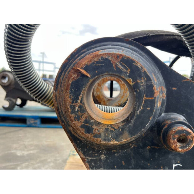 2018 OilQuick OQ70/55-42664351