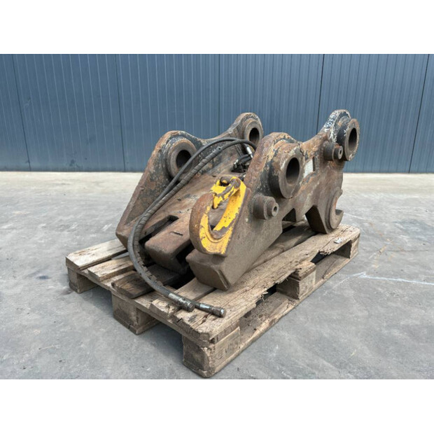 2016 Caterpillar 352F-42664722