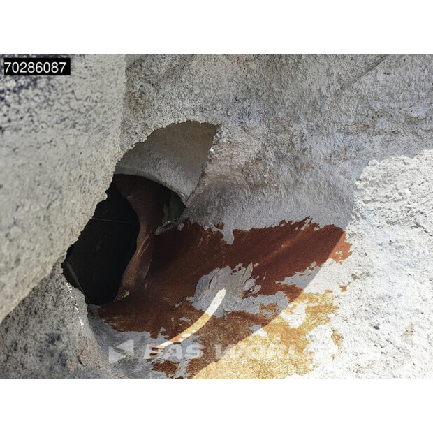 2017 رينو C430-42665579